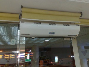 Air Door or Air Curtain Air Door or Air Curtain